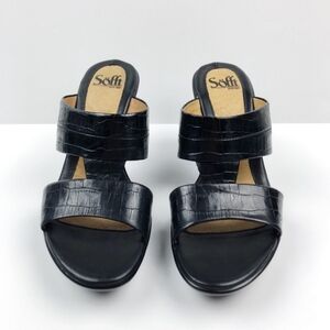 NWOT Söfft Black Leather Heeled Sandals